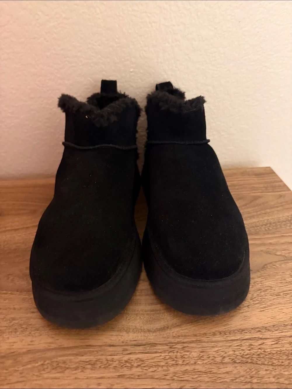 NWT  Koolaburra by UGG Koola Ultra Mini Platform boot